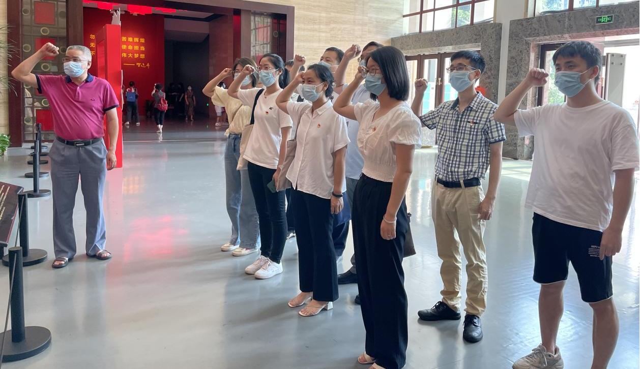 “走近長(zhǎng)沙黨史館 感受長(zhǎng)沙黨史光輝歷程” 水務(wù)設(shè)計(jì)院水利水運(yùn)支部組織黨史學(xué)習(xí)教育活動(dòng)